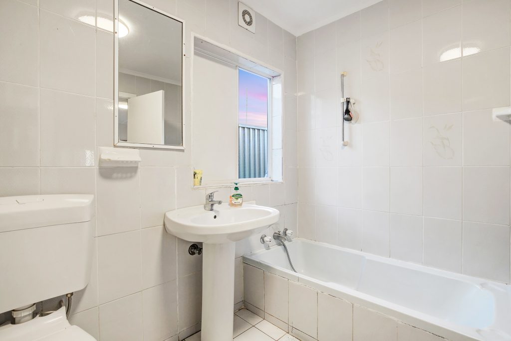 5 Angus Avenue, Auburn NSW 2144 - photo 10