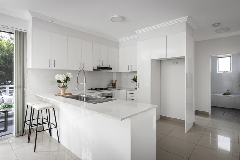 2/39 Moffatts Drive, Dundas Valley NSW 2117 - photo 3