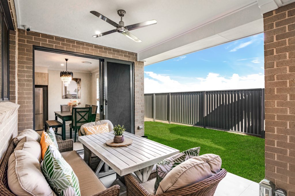 20 Arches Avenue, Box Hill NSW 2765 - photo 8