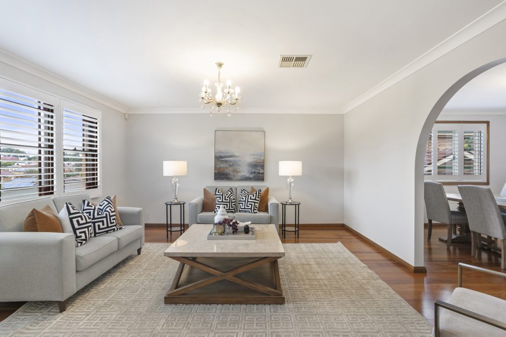 5 Broadoak Place, Castle Hill NSW 2154 - photo 2