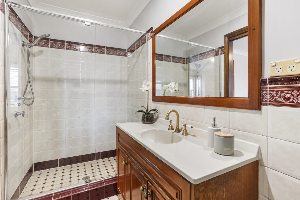 5 Broadoak Place, Castle Hill NSW 2154 - photo 15