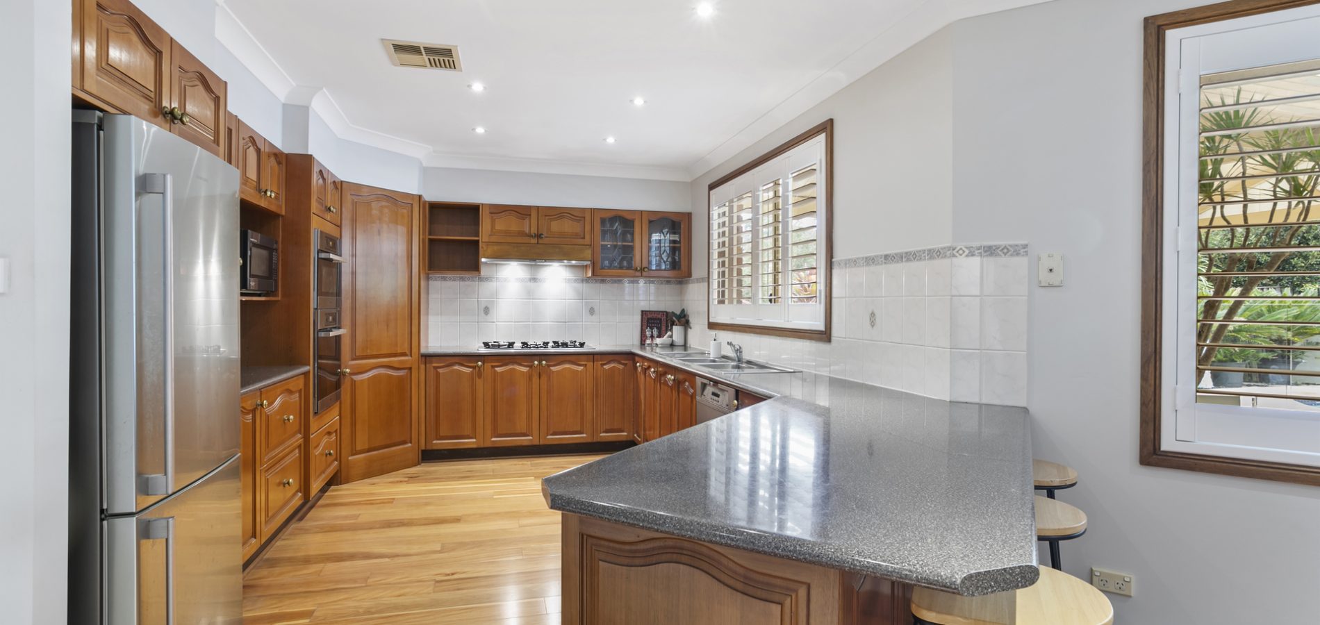 5 Broadoak Place, Castle Hill NSW 2154 - photo 6