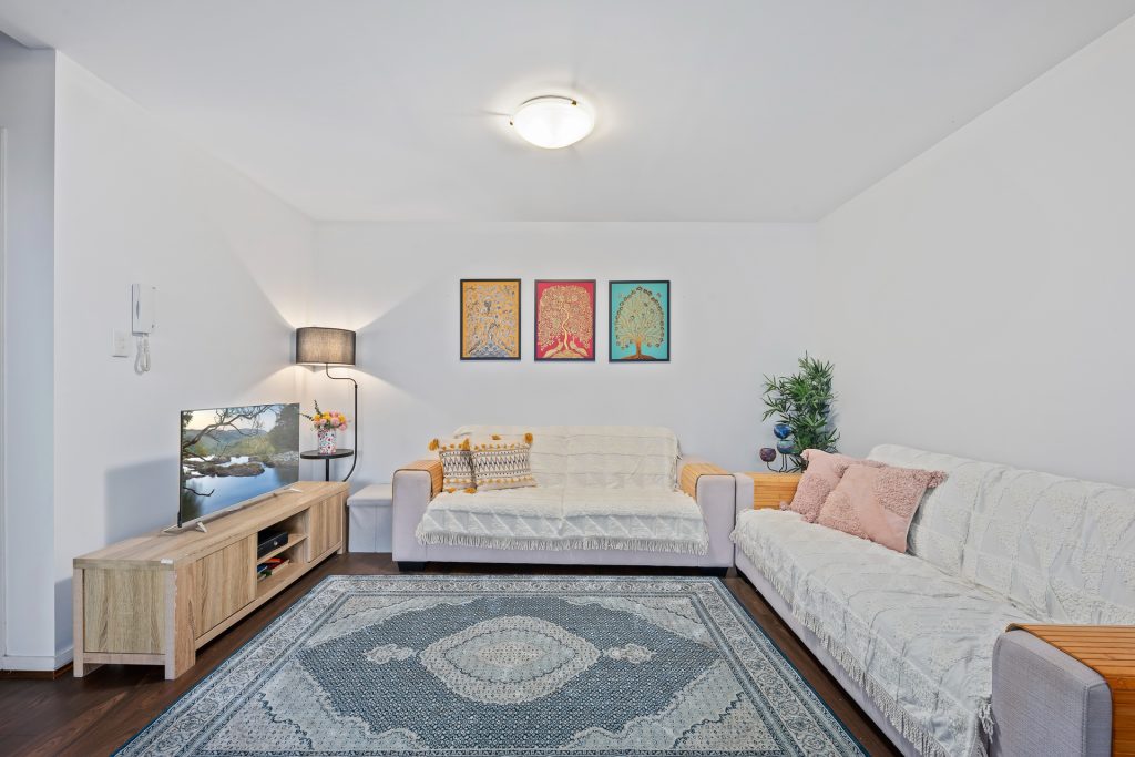 1/8F Myrtle Street, Prospect NSW 2148 - photo 2