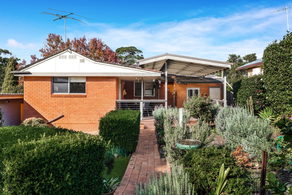 6 Nerang Close, West Pennant Hills NSW 2125 - photo 9