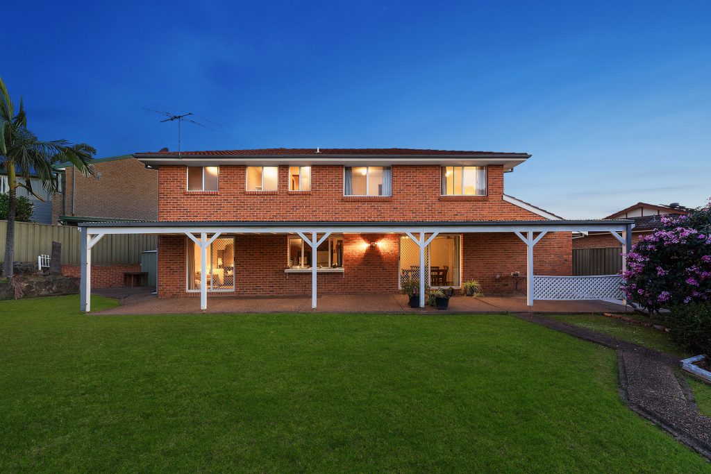 16 Priscilla Place, Baulkham Hills NSW 2153 - photo 2