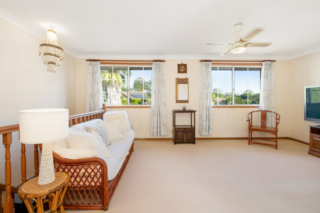 16 Priscilla Place, Baulkham Hills NSW 2153 - photo 6