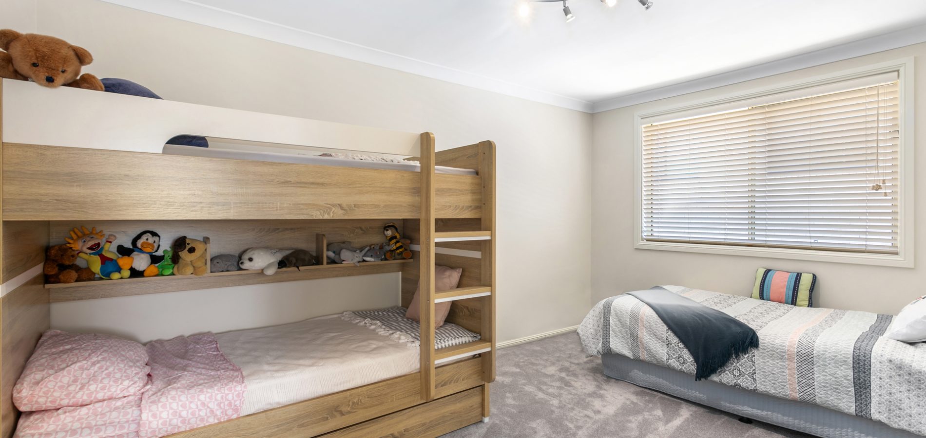 9 Mansfield Way, Kellyville NSW 2155 - photo 13