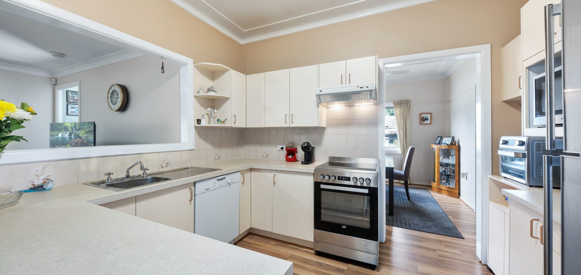 12 Fuller Street, Seven Hills NSW 2147 - photo 4