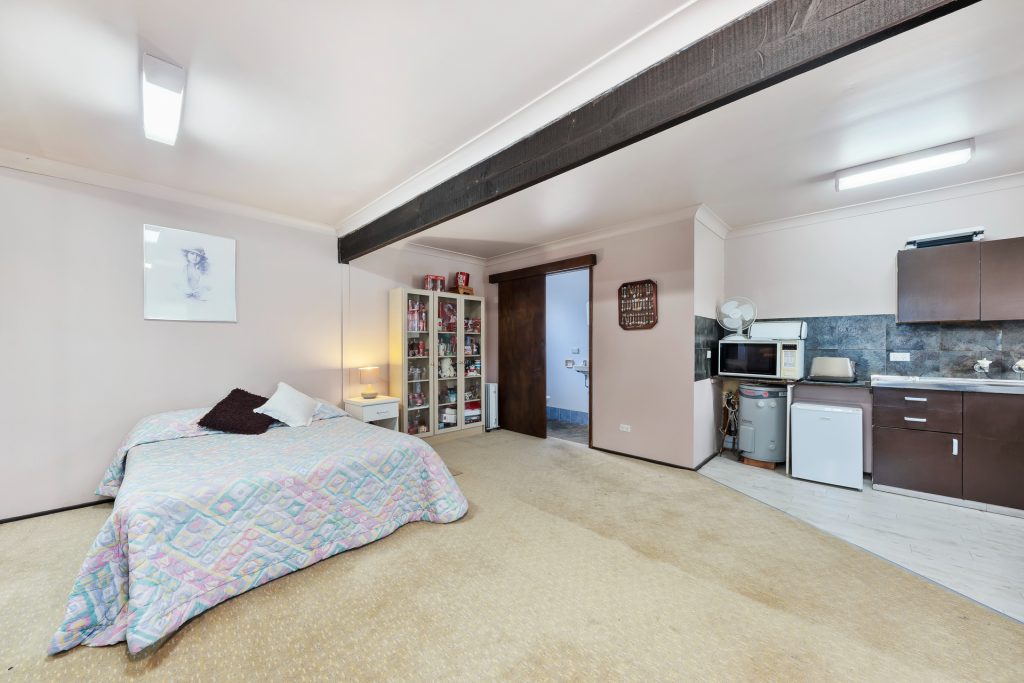 12 Fuller Street, Seven Hills NSW 2147 - photo 7