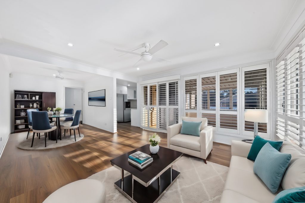 7 Zambesi Road, Seven Hills NSW 2147 - photo 4