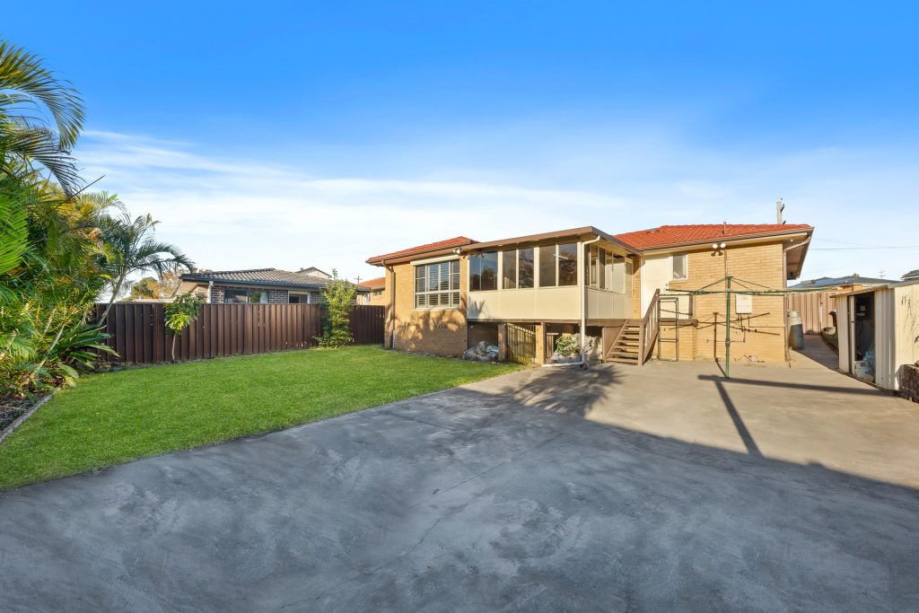 7 Zambesi Road, Seven Hills NSW 2147 - photo 8