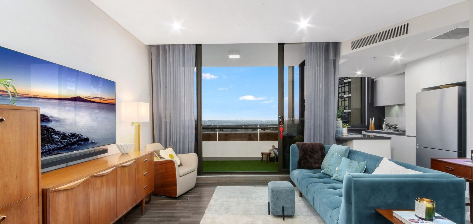 3403/330 Church Street, Parramatta NSW 2150 - photo 2