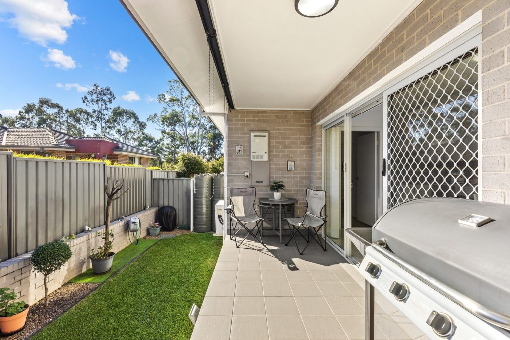 4/181 Targo Road, Girraween NSW 2145 - photo 2