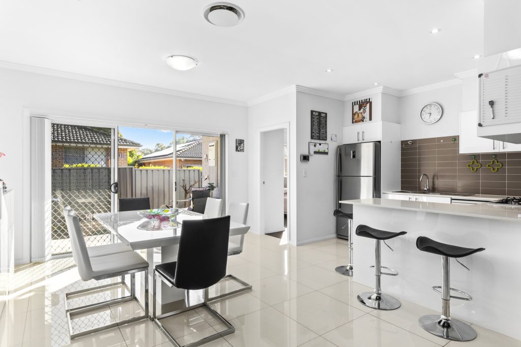4/181 Targo Road, Girraween NSW 2145 - photo 5