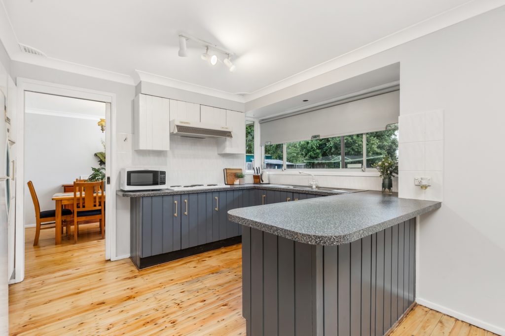 74 Rosina Crescent, Kings Langley NSW 2147 - photo 4