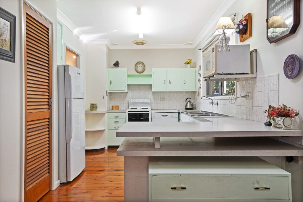 36 Blackburn Avenue, North Rocks NSW 2151 - photo 4