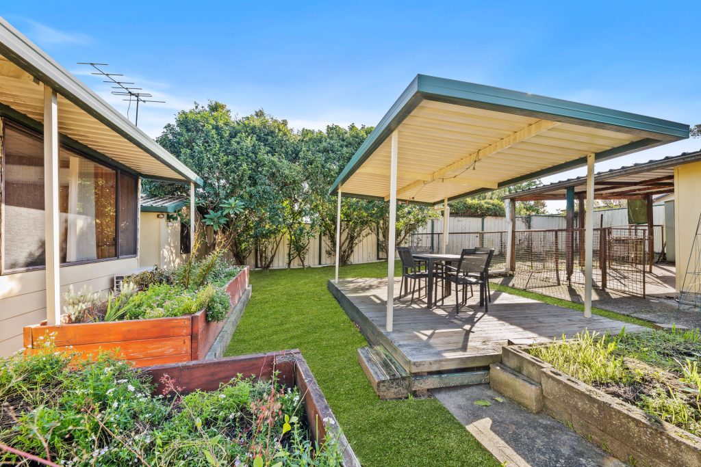 9 Landy Road, Lalor Park NSW 2147 - photo 7