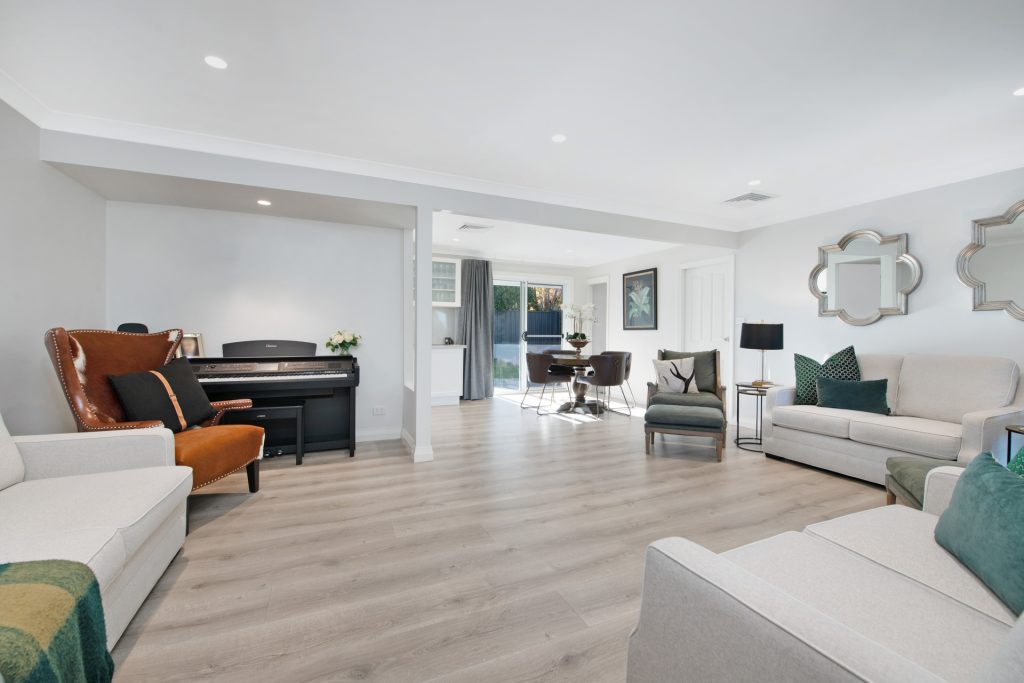 18 Iona Avenue, North Rocks NSW 2151 - photo 2