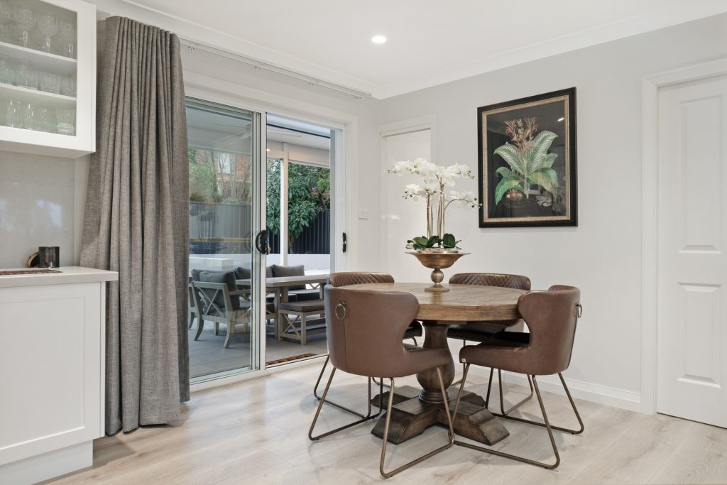 18 Iona Avenue, North Rocks NSW 2151 - photo 4