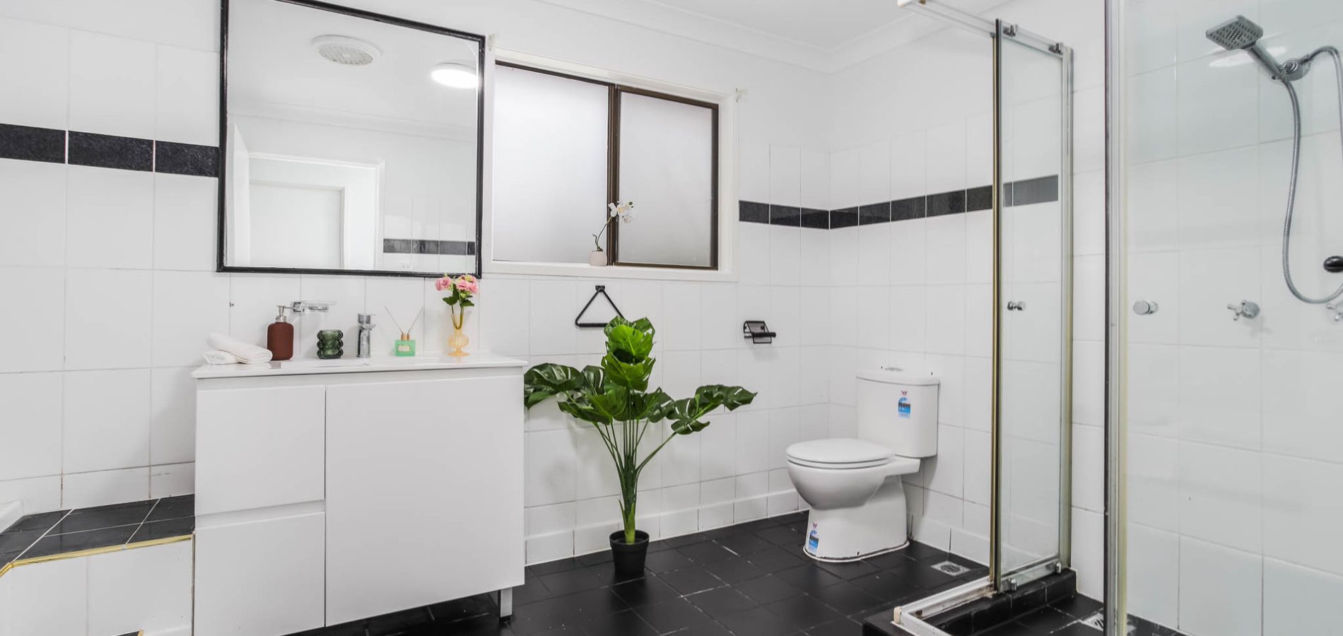 17 Maunder Avenue, Girraween NSW 2145 - photo 11