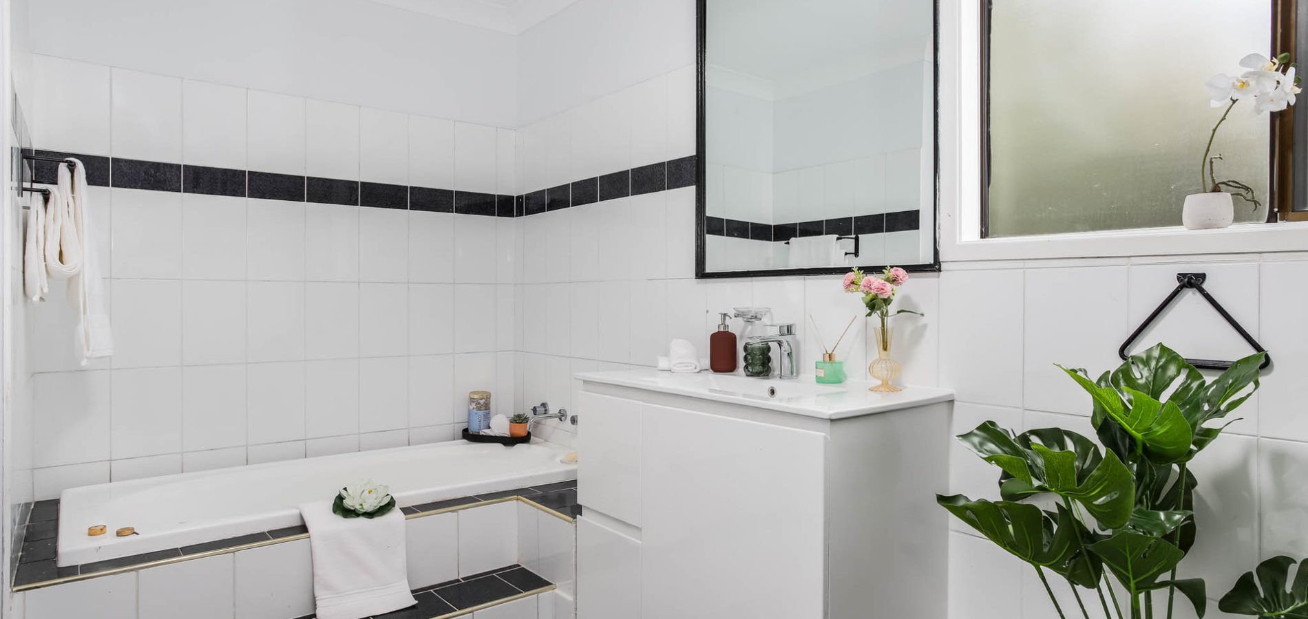 17 Maunder Avenue, Girraween NSW 2145 - photo 12
