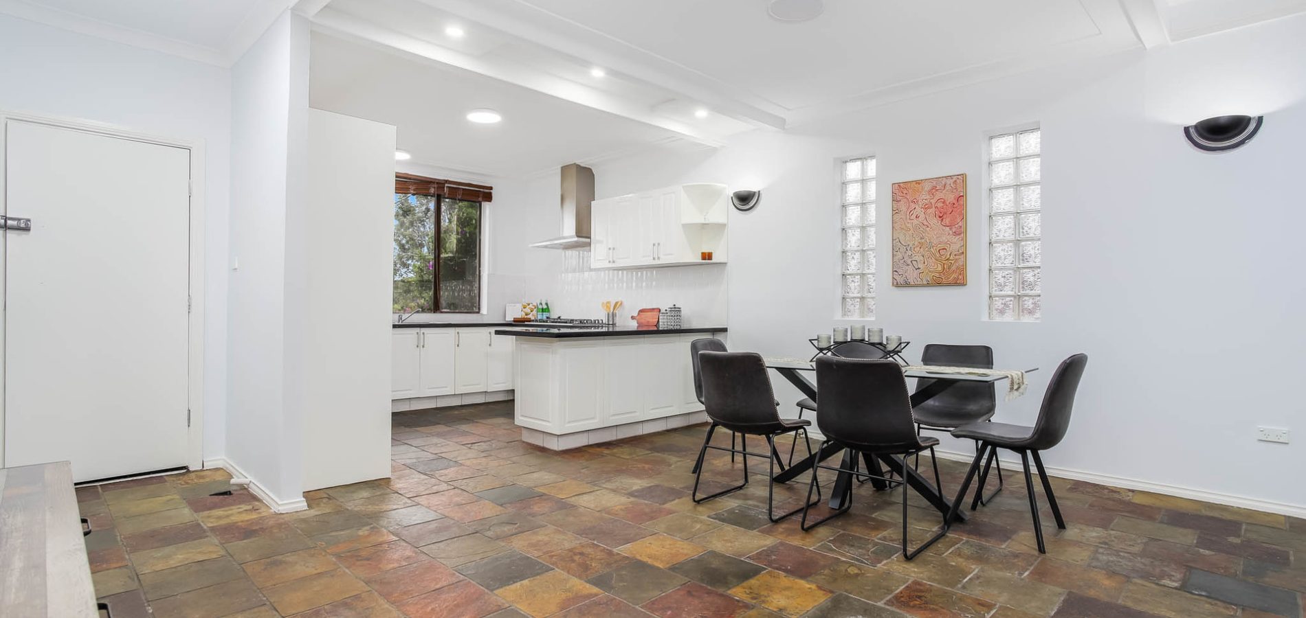17 Maunder Avenue, Girraween NSW 2145 - photo 3