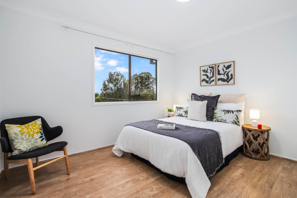 17 Maunder Avenue, Girraween NSW 2145 - photo 10