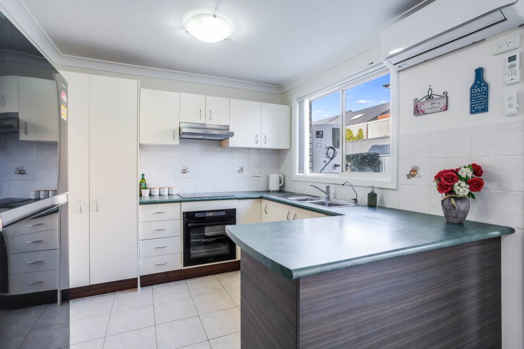 8/31-33 Tungarra Road, Girraween NSW 2145 - photo 4