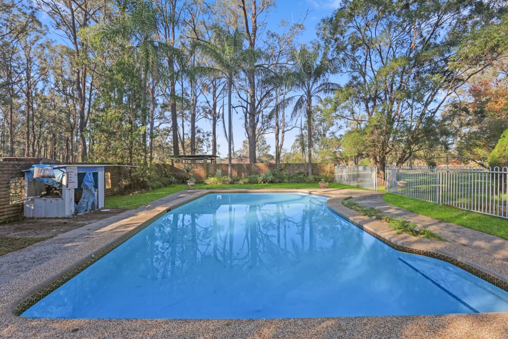 27 Oakville Road, Oakville NSW 2765 - photo 2