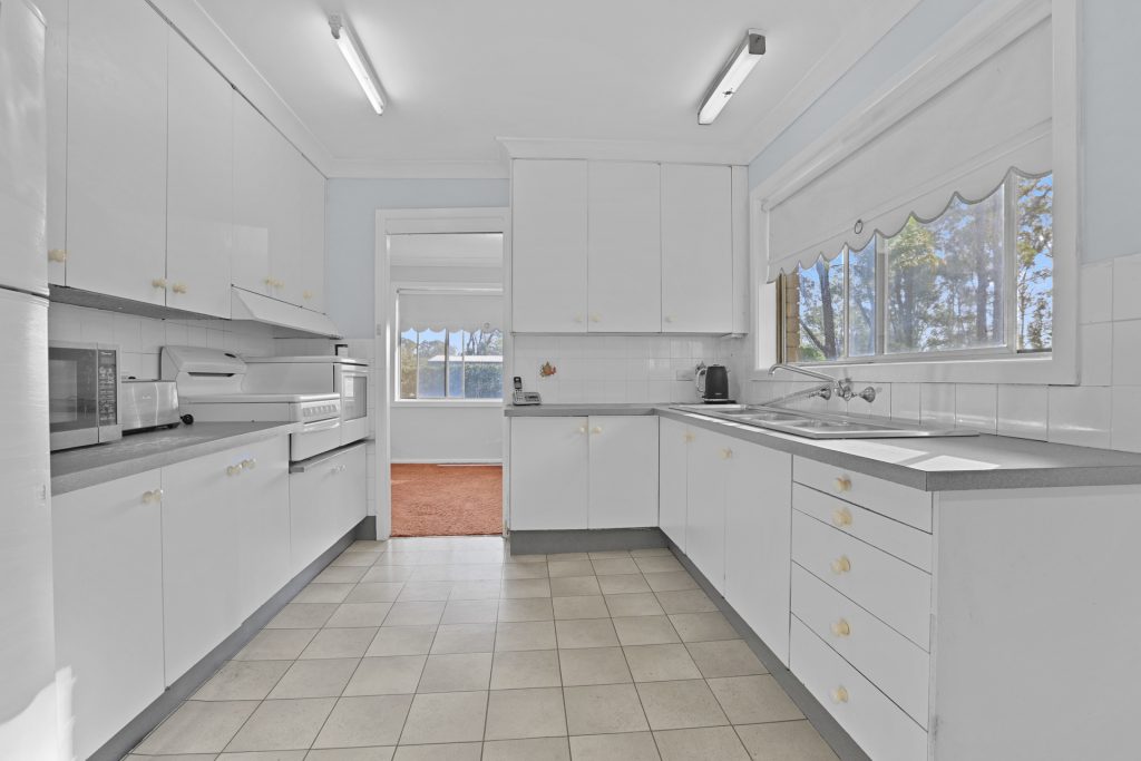 27 Oakville Road, Oakville NSW 2765 - photo 5