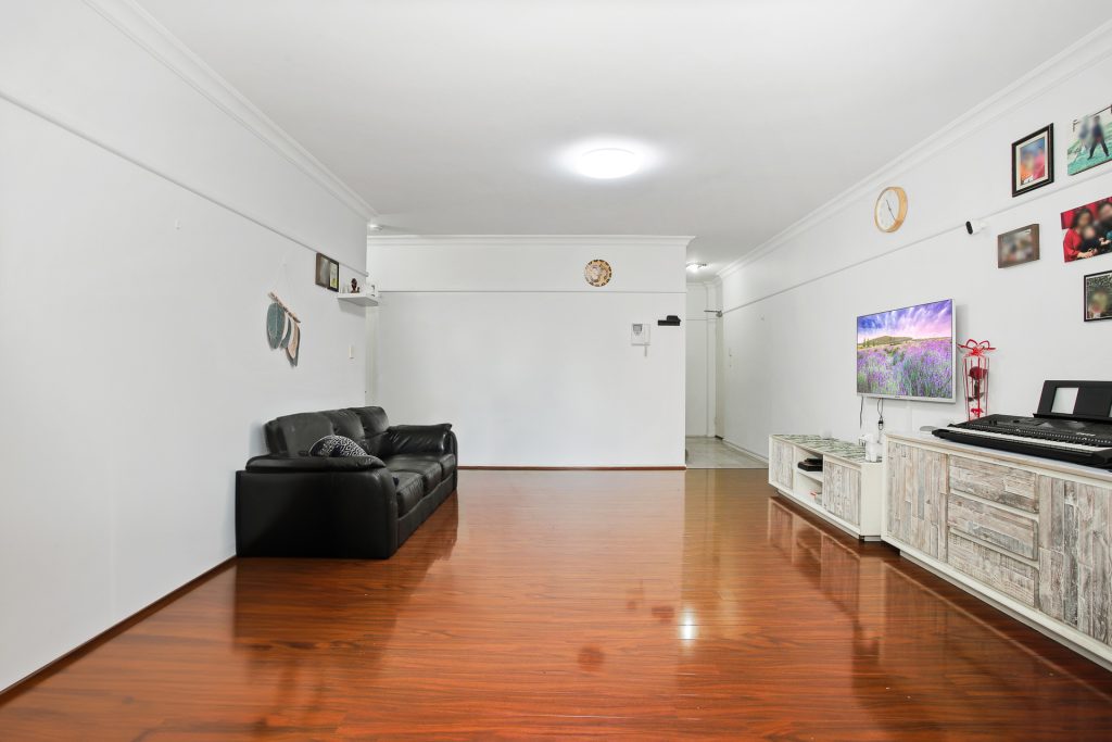 3/15 Mowle Street, Westmead NSW 2145 - photo 3