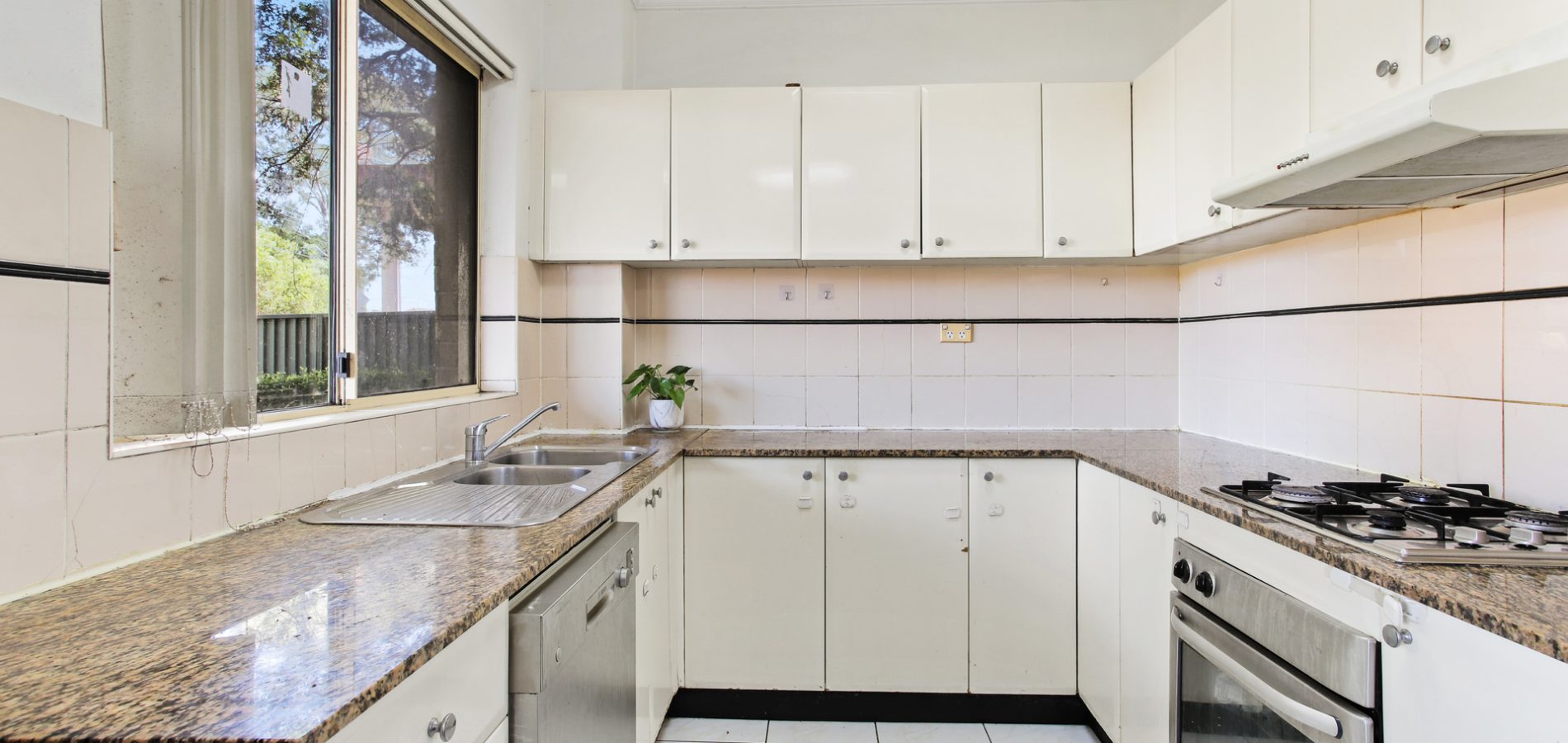 3/15 Mowle Street, Westmead NSW 2145 - photo 4