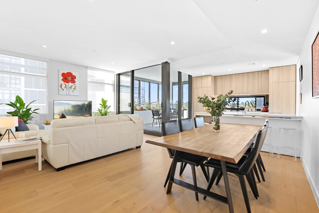 915/11 Solent Circuit, Norwest NSW 2153 - photo 3