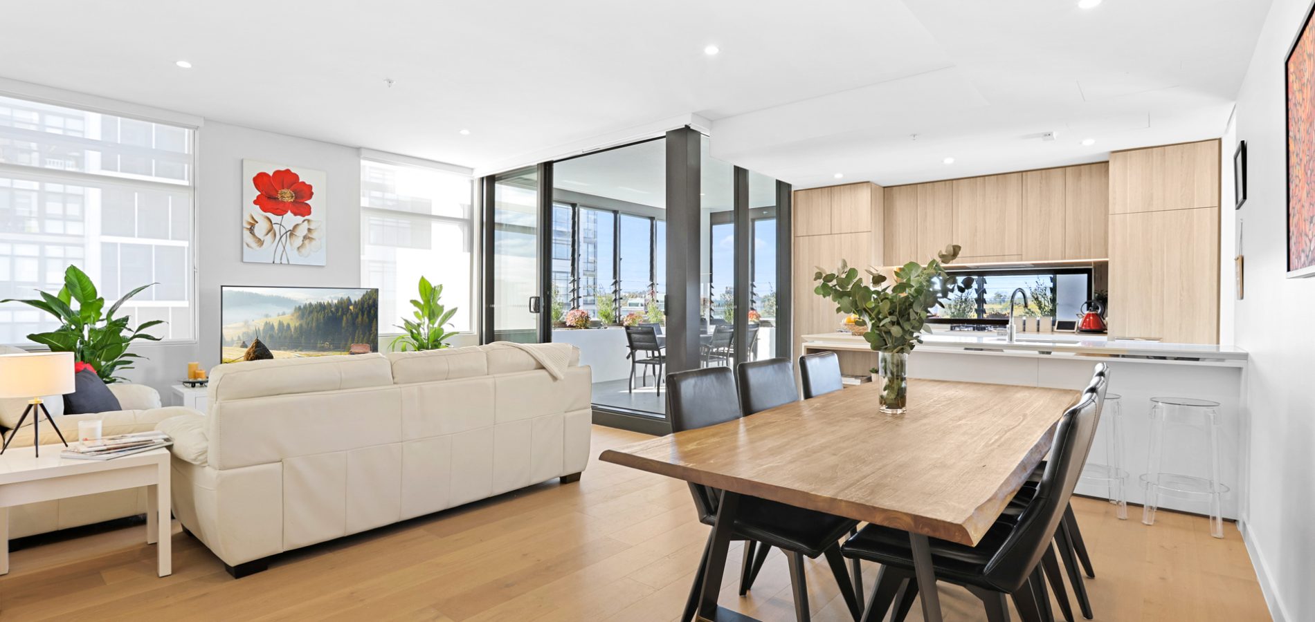 915/11 Solent Circuit, Norwest NSW 2153 - photo 3