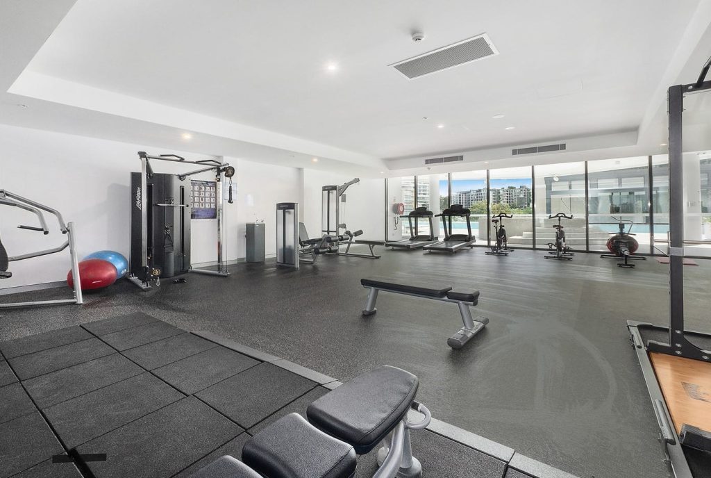 915/11 Solent Circuit, Norwest NSW 2153 - photo 24