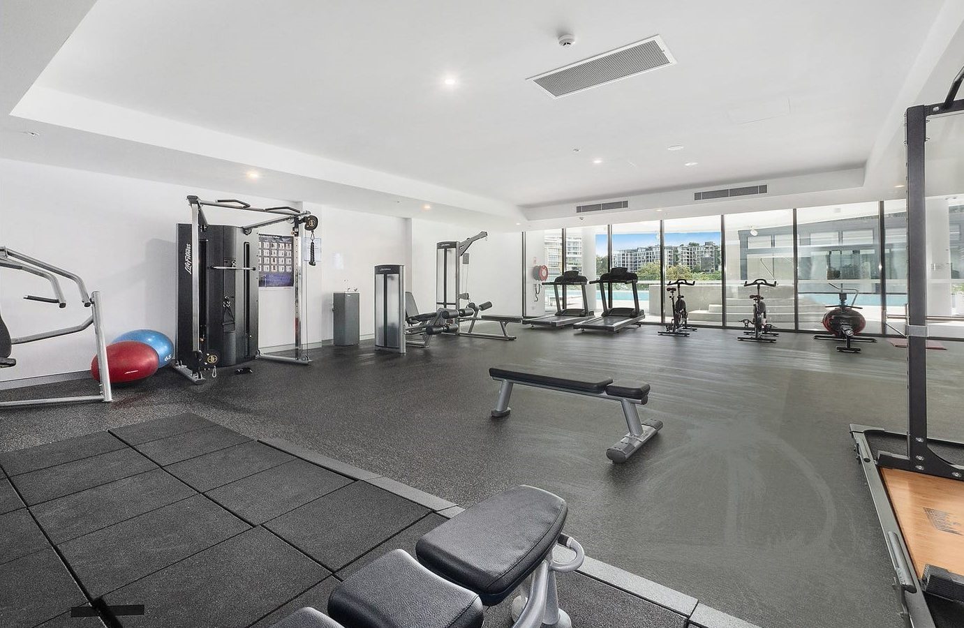 915/11 Solent Circuit, Norwest NSW 2153 - photo 24