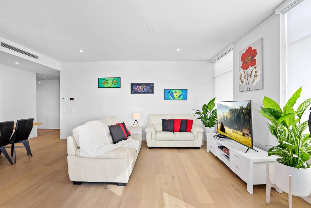 915/11 Solent Circuit, Norwest NSW 2153 - photo 4