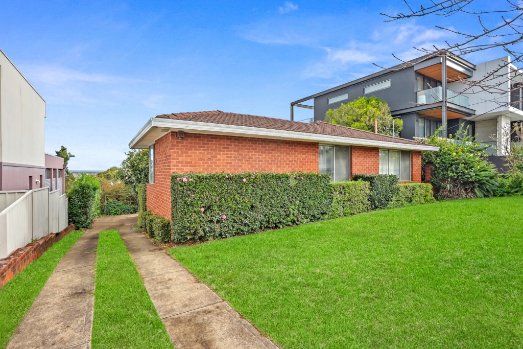 99 Lanhams Road, Winston Hills NSW 2153 - photo 4