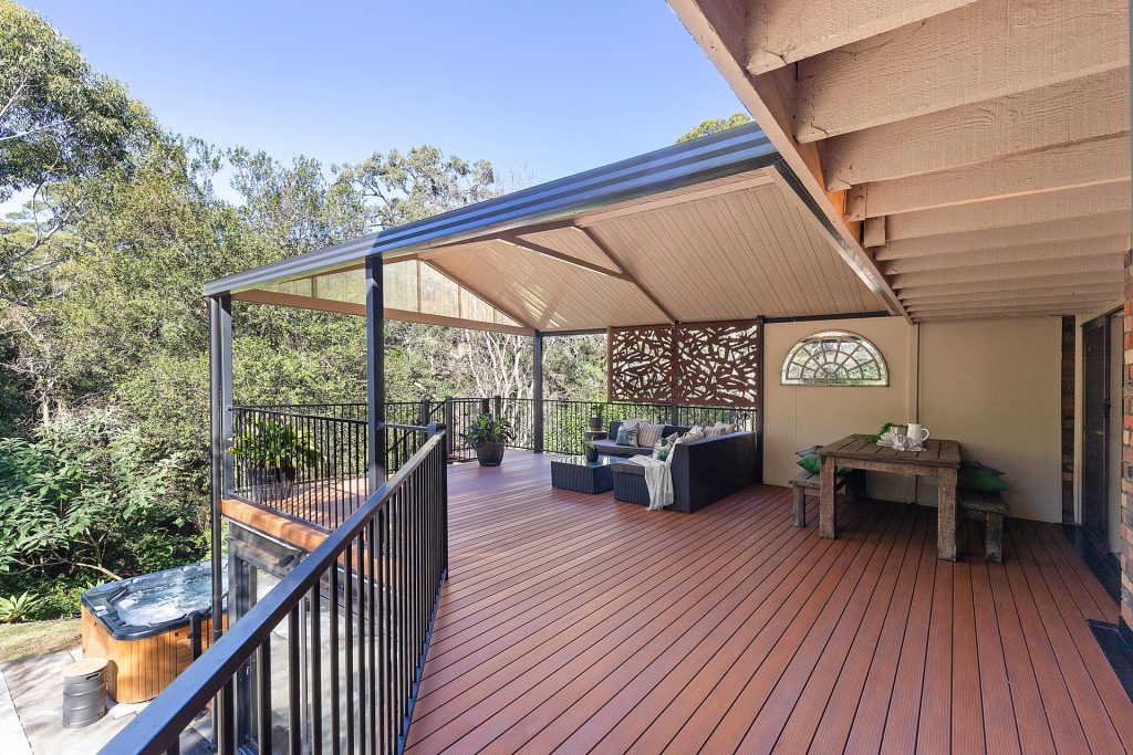 8 Burrandong Crescent, Baulkham Hills NSW 2153 - photo 4