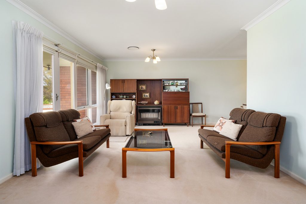 4 Rockley Avenue, Baulkham Hills NSW 2153 - photo 2