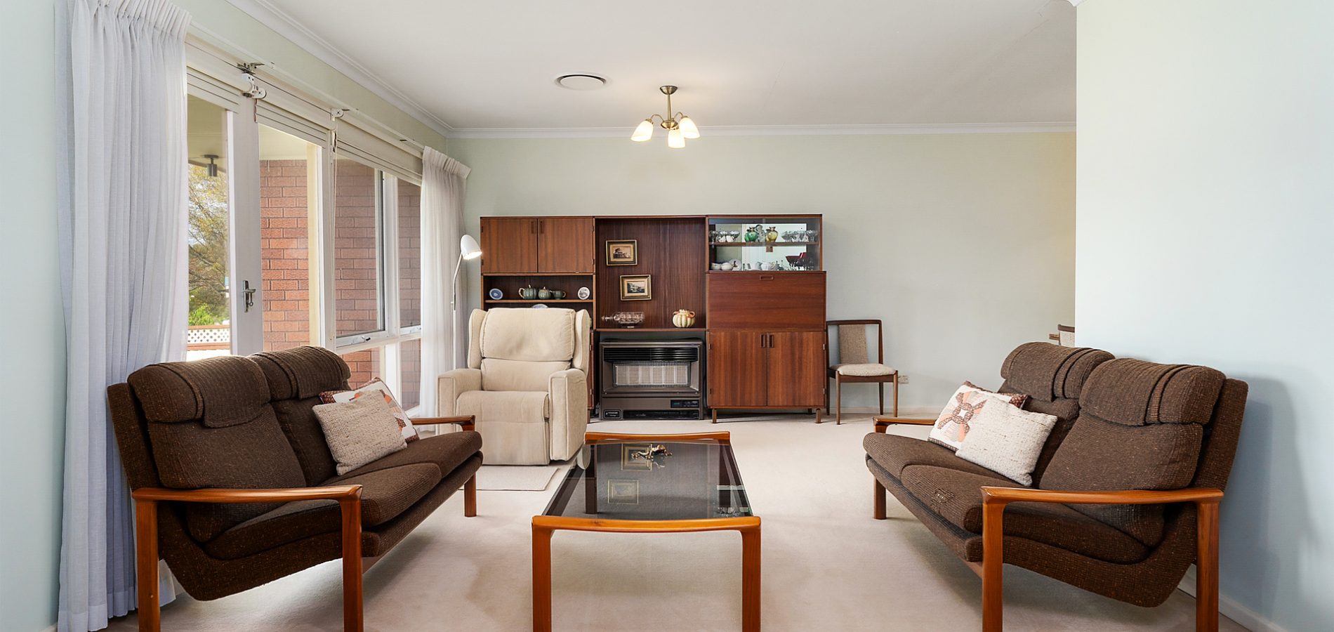 4 Rockley Avenue, Baulkham Hills NSW 2153 - photo 2