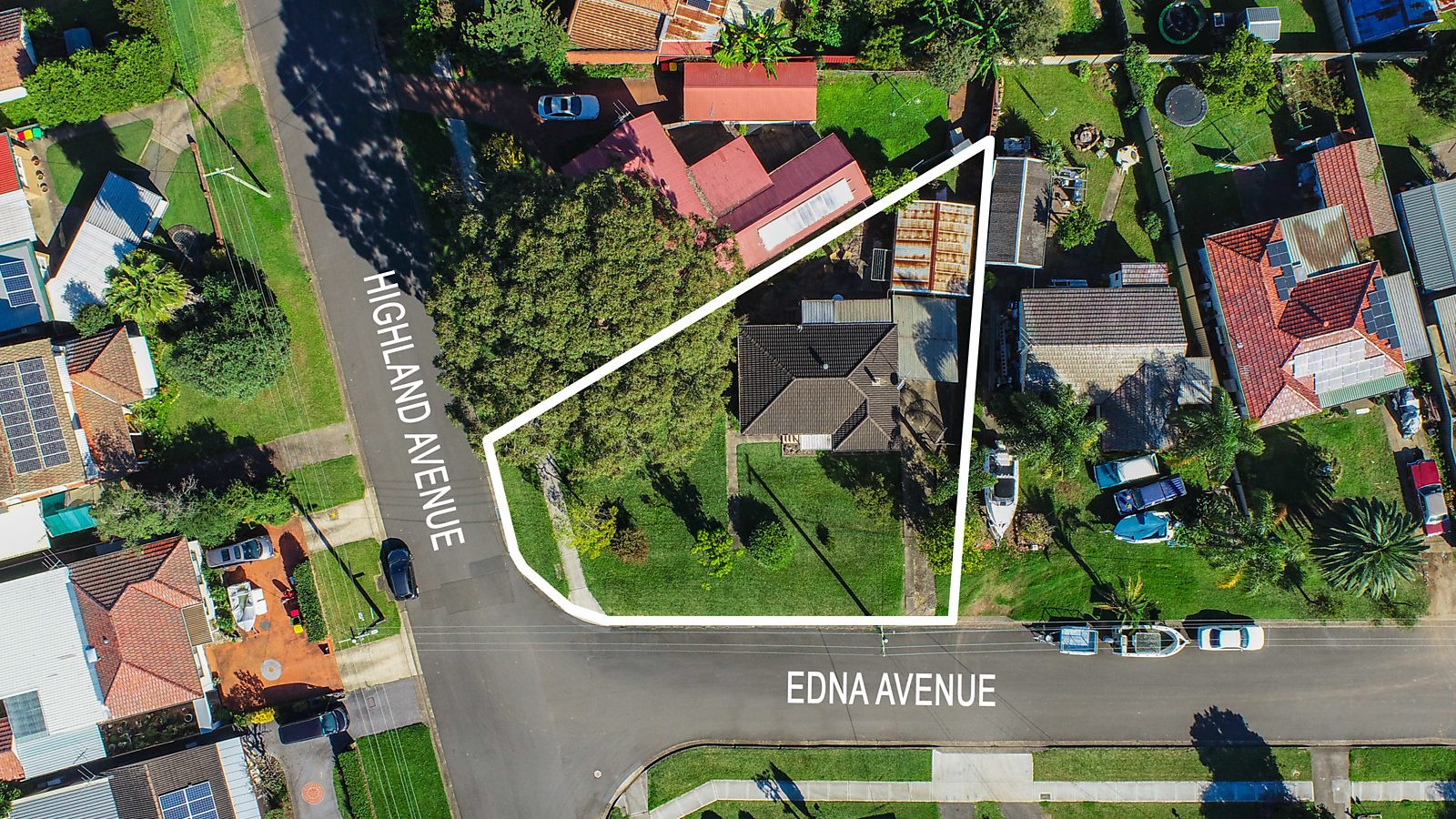6 Highland Avenue, Toongabbie NSW 2146 - photo 8