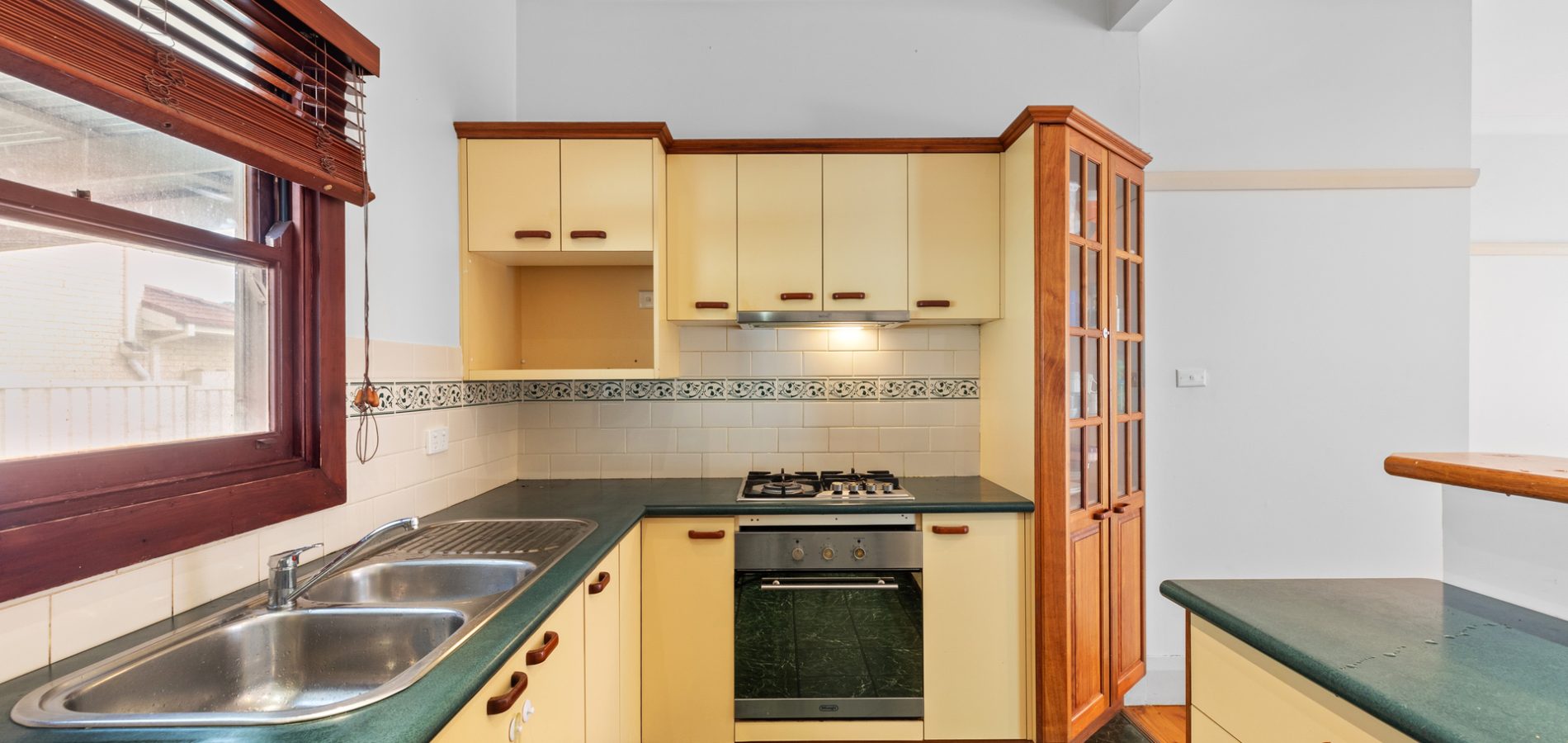 35 Wyena Road, Pendle Hill NSW 2145 - photo 9