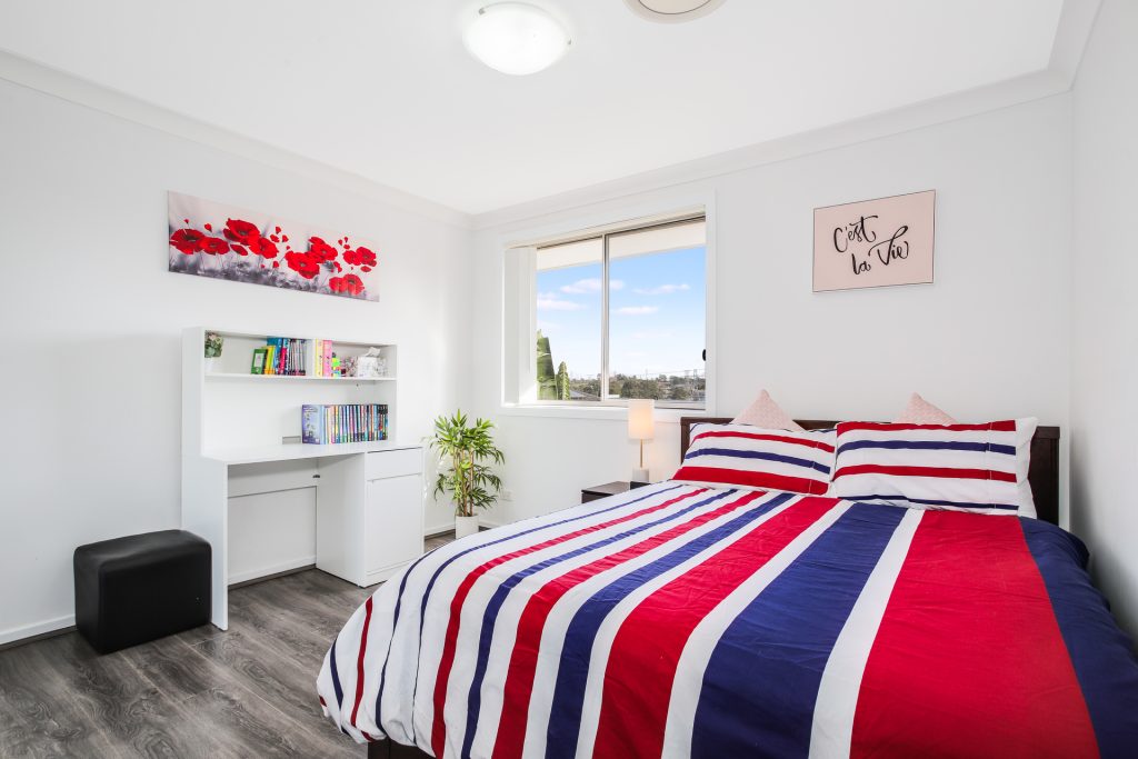 2 Quebec Street, Toongabbie NSW 2146 - photo 6