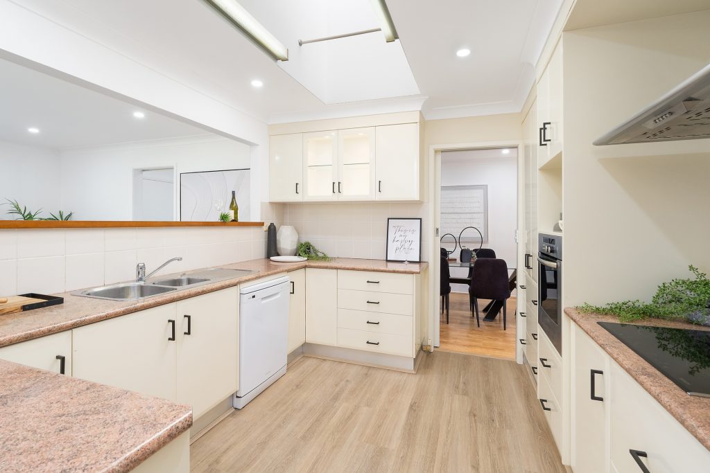 204 Excelsior Avenue, Castle Hill NSW 2154 - photo 2