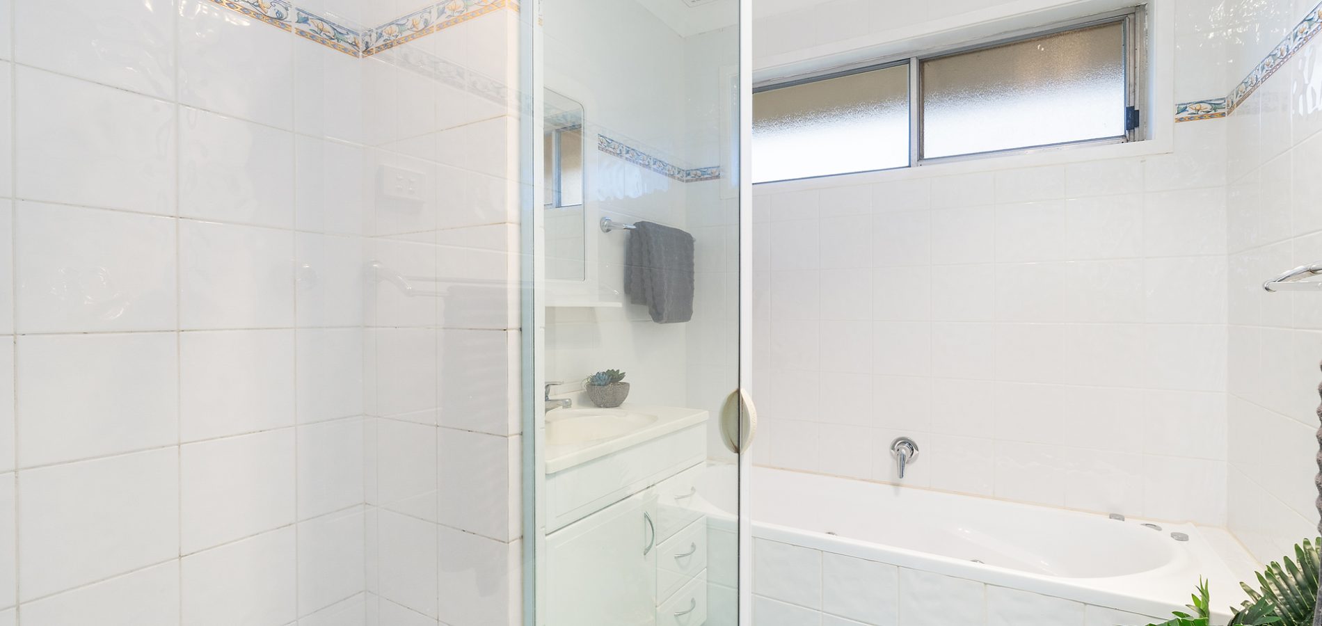204 Excelsior Avenue, Castle Hill NSW 2154 - photo 10