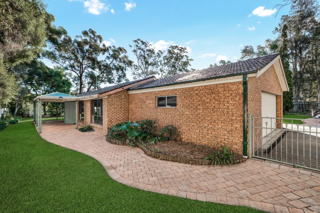 8 Caird Place, Seven Hills NSW 2147 - McGrath West Group