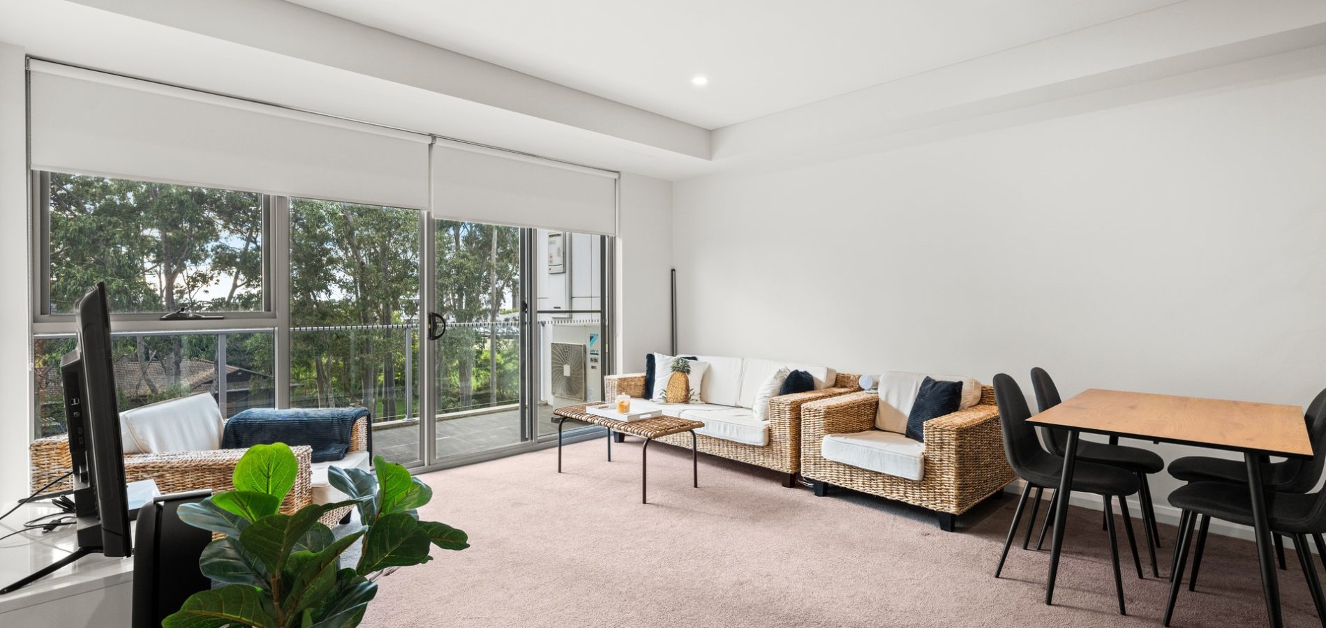 304/52 Withers Road, North Kellyville NSW 2155 - photo 2