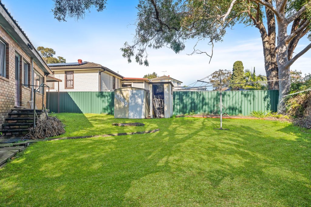 2 Maughan Street, Lalor Park NSW 2147 - photo 5