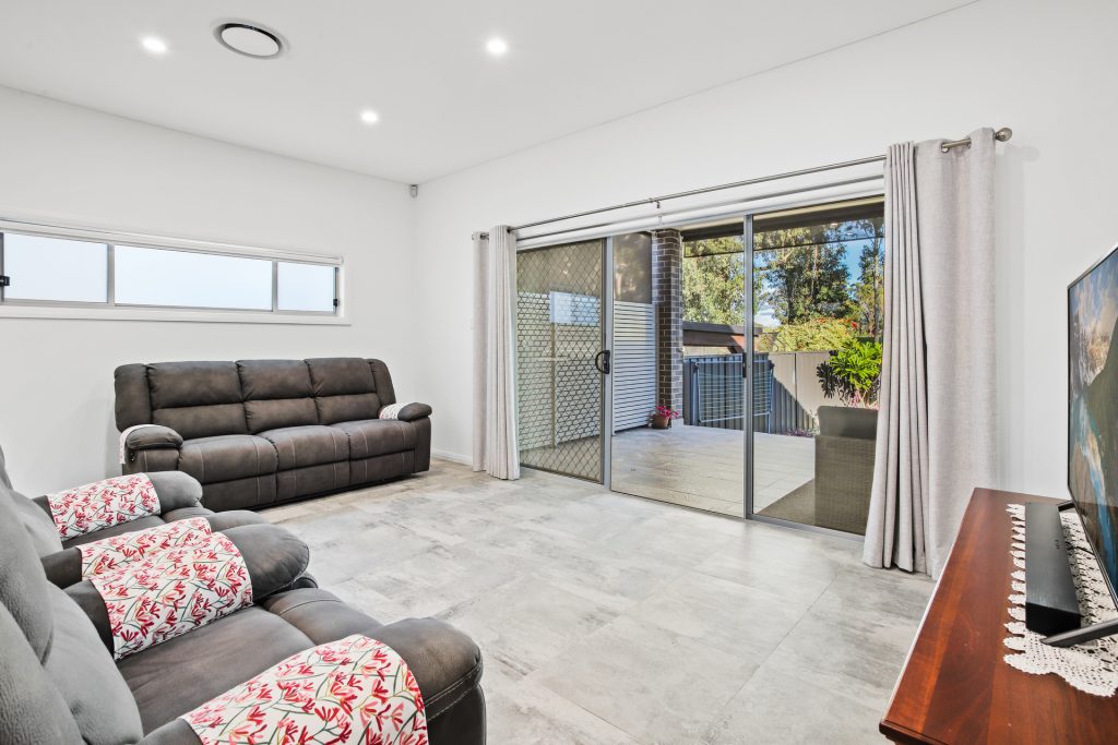 25A Carnation Street, Greystanes NSW 2145 - photo 3
